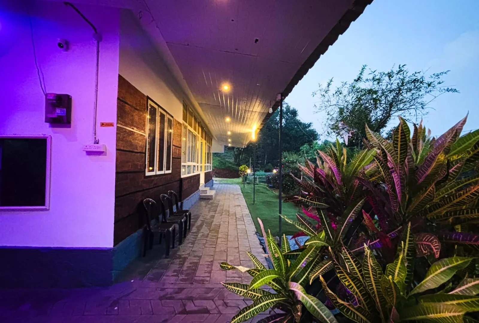 Eco Hills Private Pool Villa Munnar